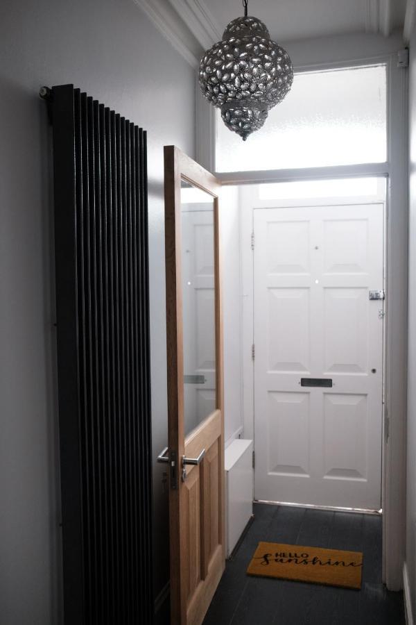 Gorgeous 3 Bedroom Victorian Townhouse Lisburn Exteriér fotografie