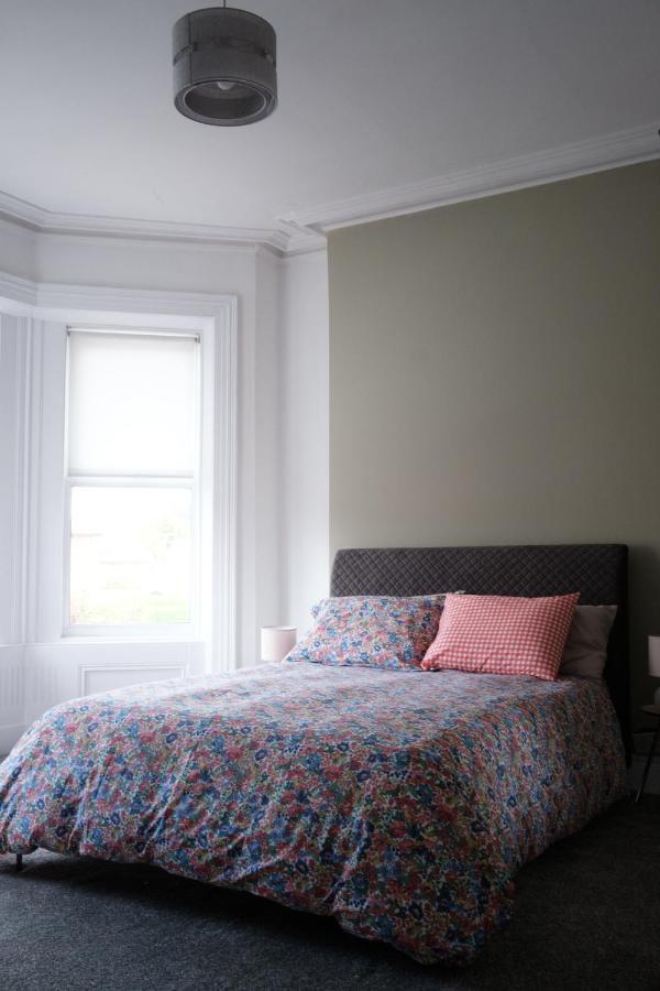 Gorgeous 3 Bedroom Victorian Townhouse Lisburn Exteriér fotografie