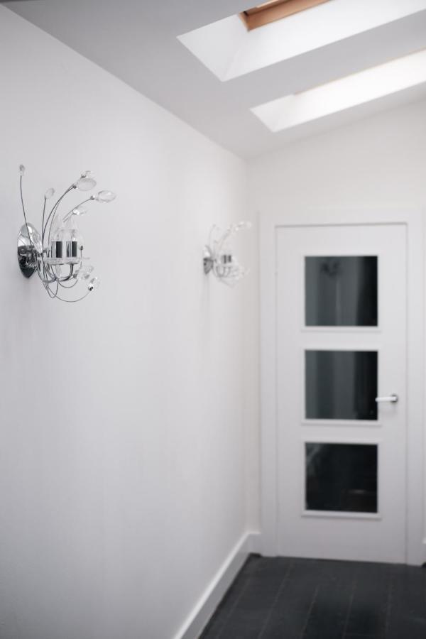 Gorgeous 3 Bedroom Victorian Townhouse Lisburn Exteriér fotografie