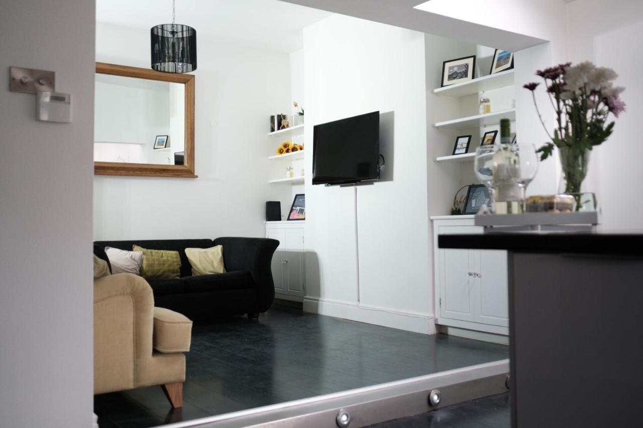 Gorgeous 3 Bedroom Victorian Townhouse Lisburn Exteriér fotografie